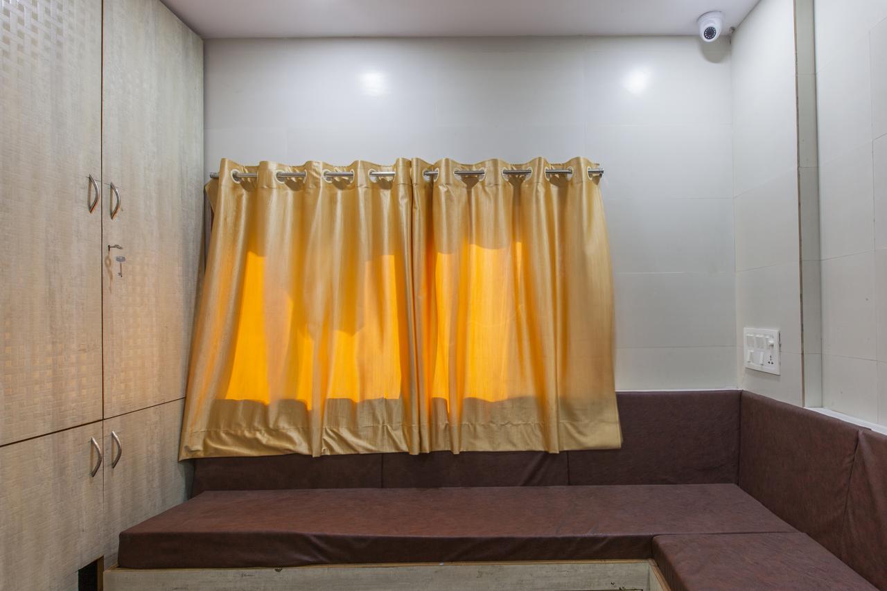 Abza Deluxe Dormitory Βομβάη Εξωτερικό φωτογραφία