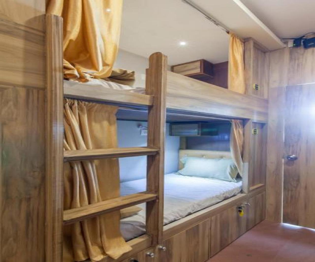 Abza Deluxe Dormitory Βομβάη Εξωτερικό φωτογραφία